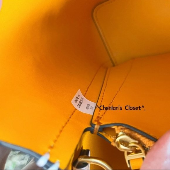 🔥NeW! Tory Burch Blake Small Print Tote - Picture 13 of 13